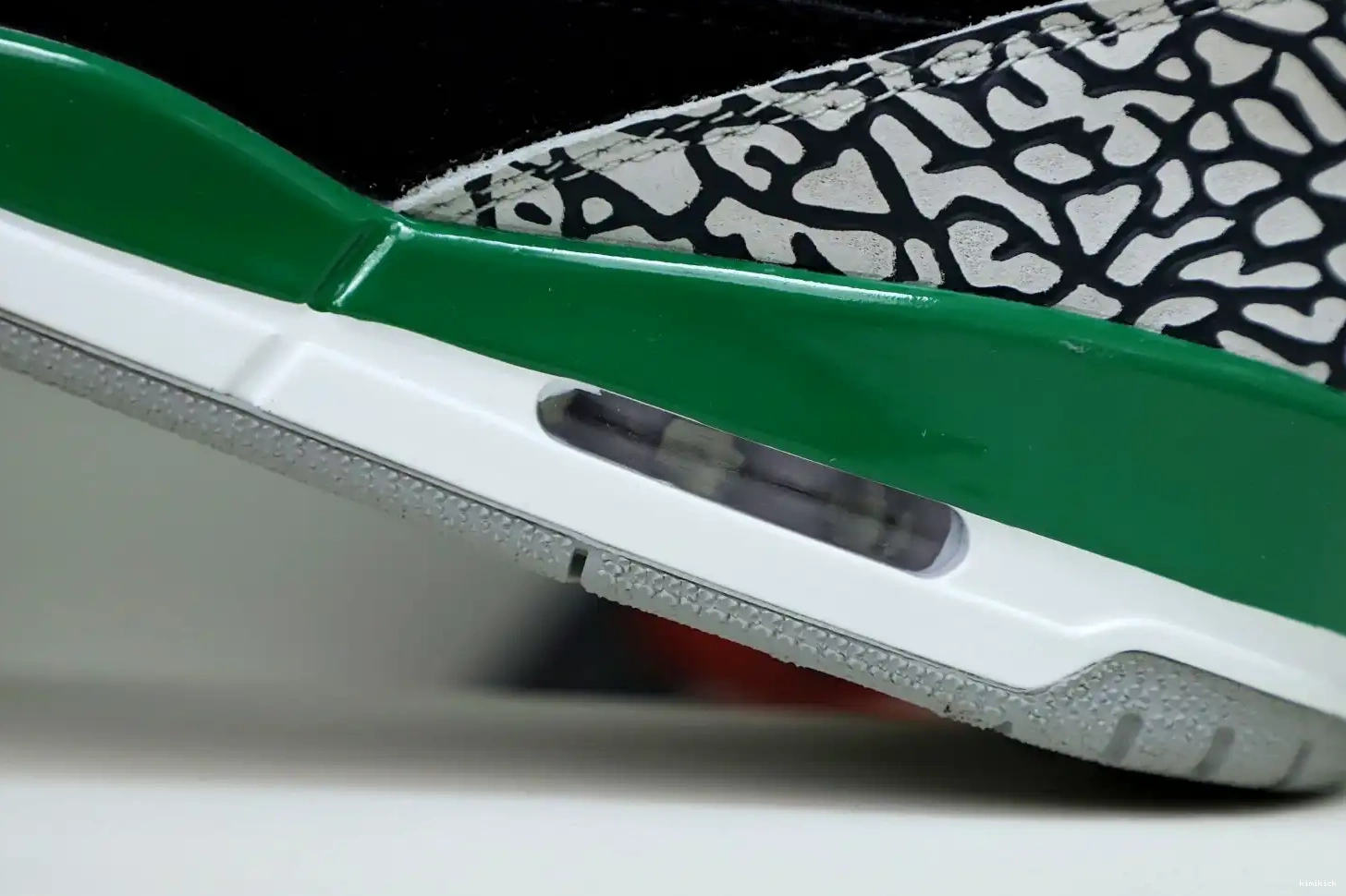 PINE GREEN JORDAN Kimikick 3 AIR 0426
